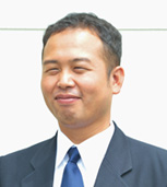 支配人 大角 歩